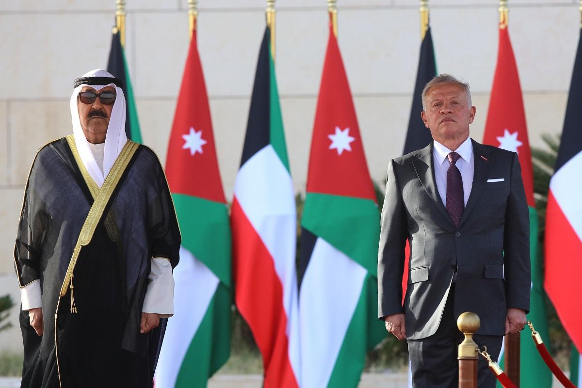 أمير الكويت يغادر الأردن
