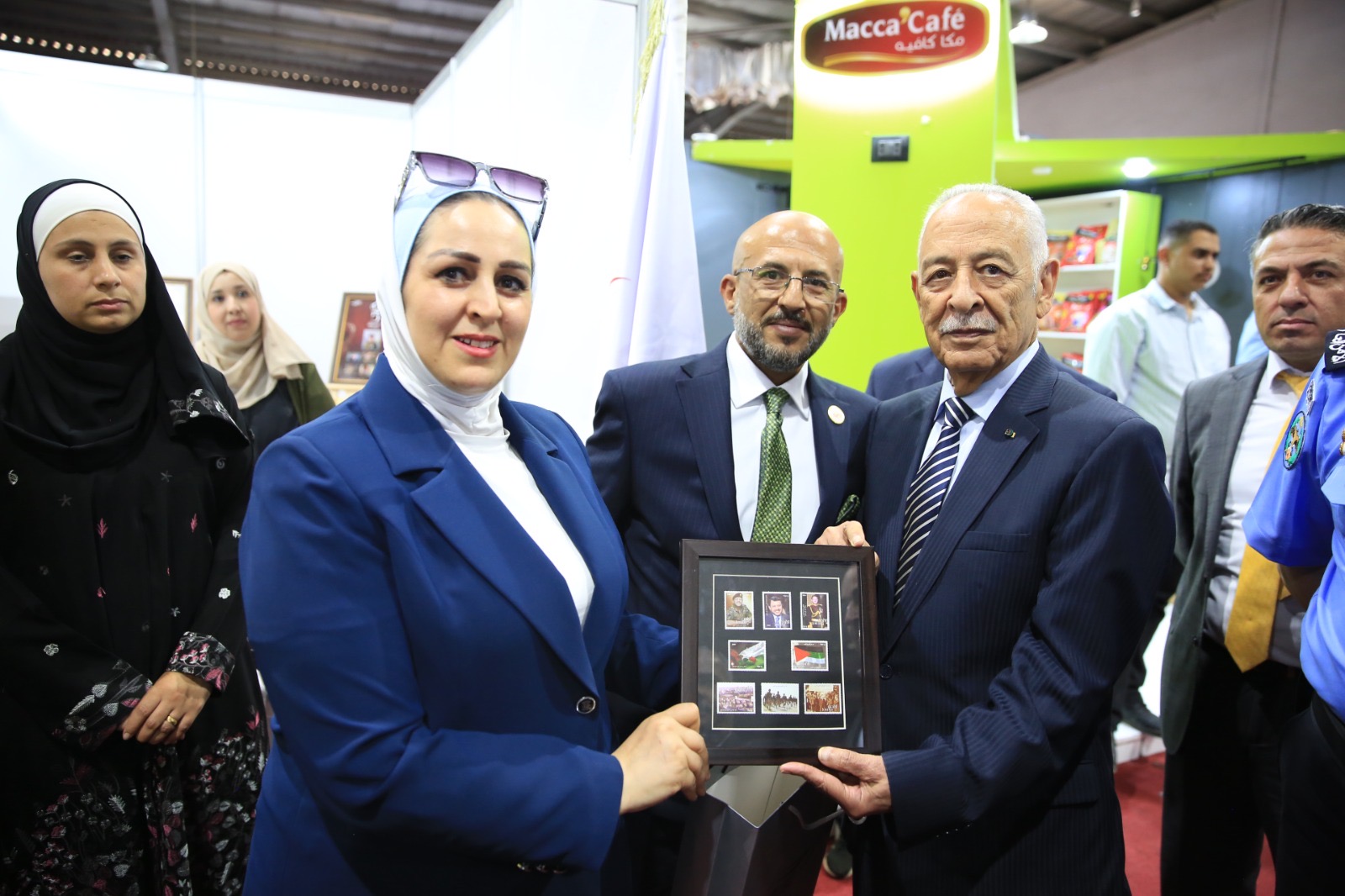 العيسوي يفتتح فعاليات معرض 