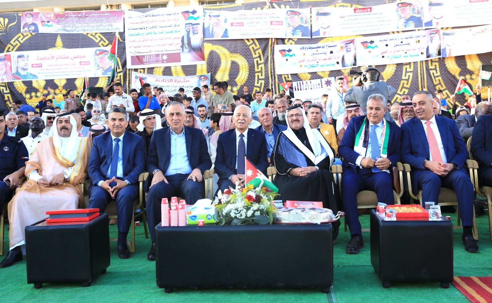 العيسوي يرعى احتفال أبناء شرق وجنوب عمان بمناسبة عيد الاستقلال - صور