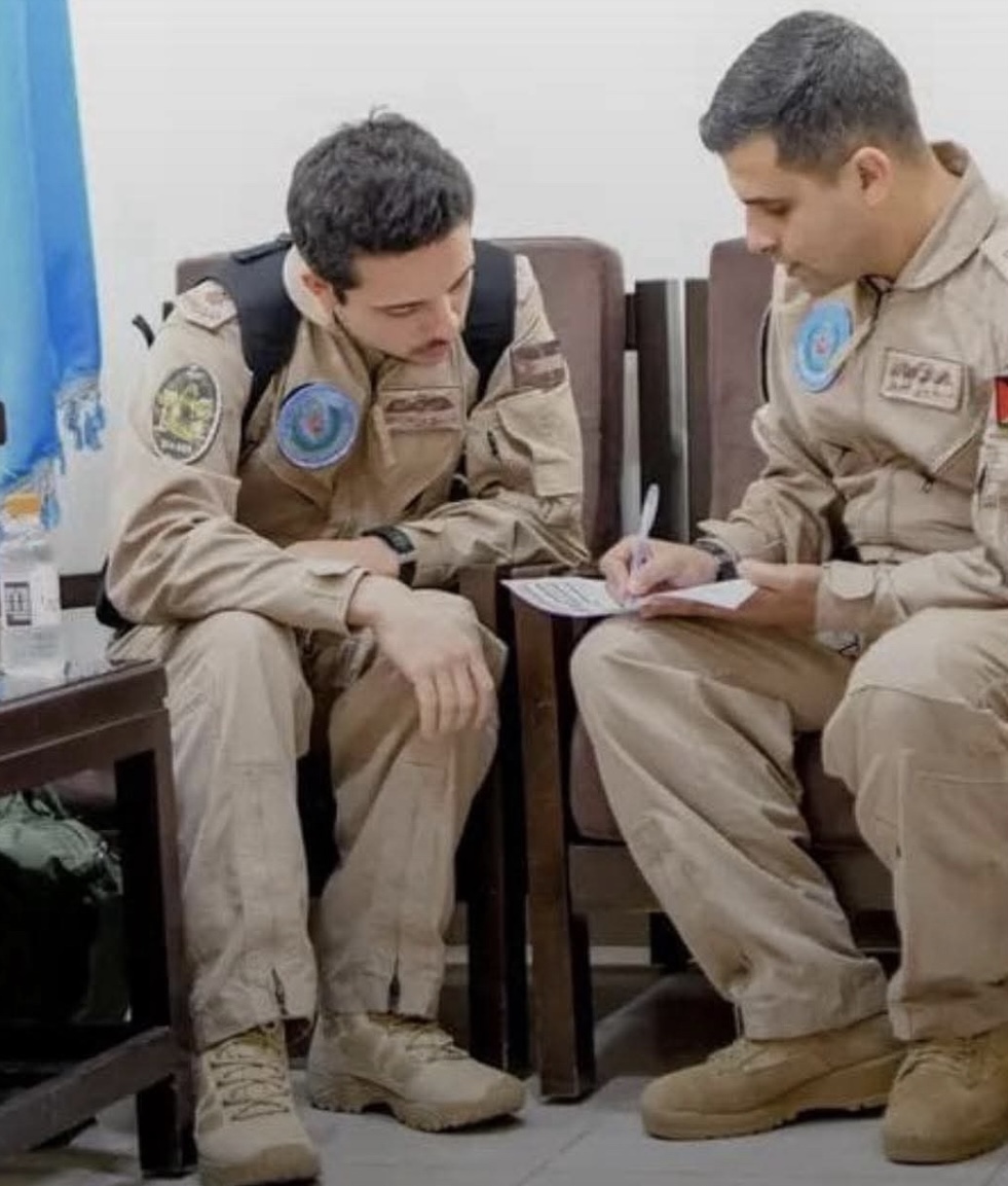 العقيد الركن الطيار محمد علي الجبور .. مبارك الماجستير 
