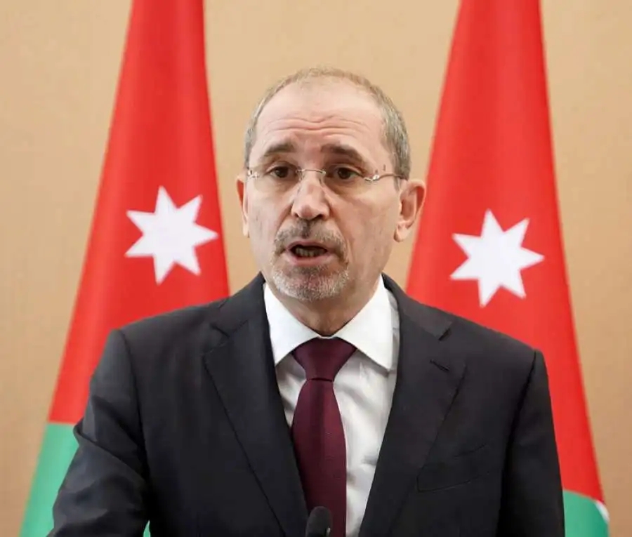 وزير الخارجية يبدأ زيارة عمل إلى تركيا