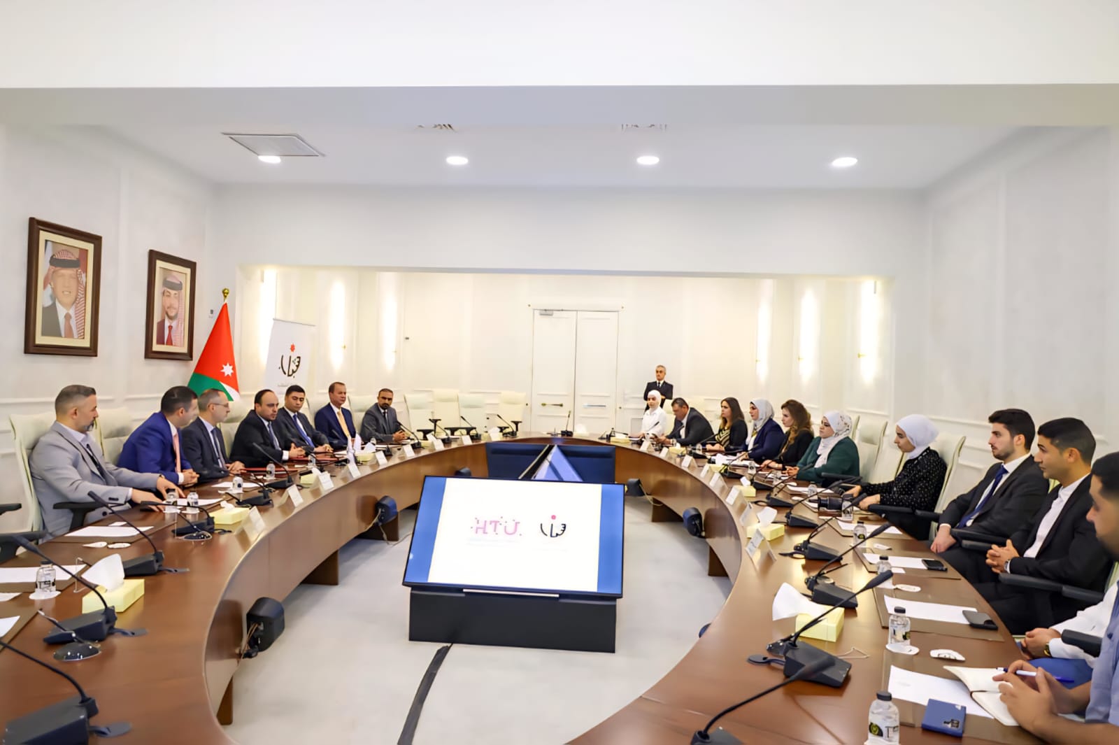 توقيع مذكرة تفاهم وإطلاق المرحلة الأولى من دورة 