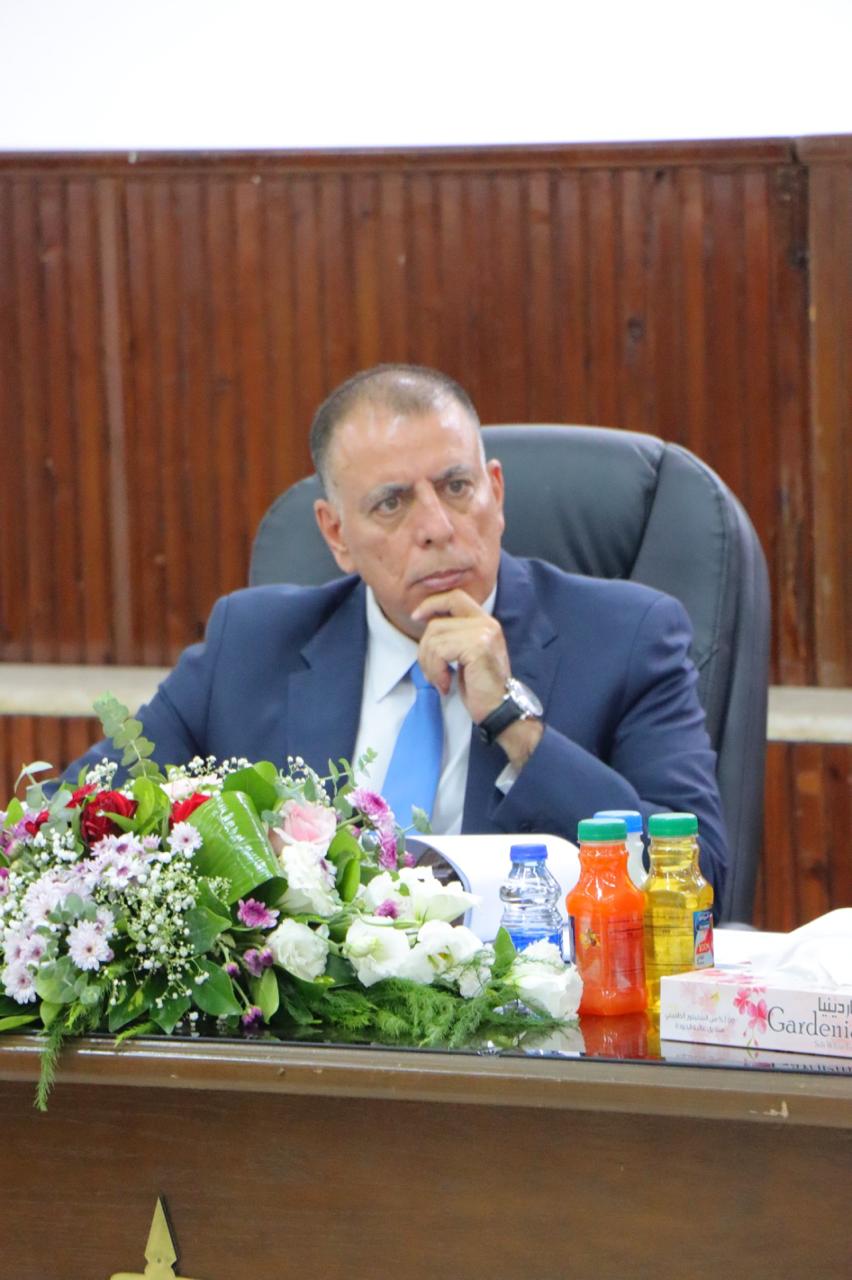 وزير الداخلية يزور محافظة الكرك ويوجه الجهات المعنية إلى التعاون التام لتحقيق المصلحة العامة 