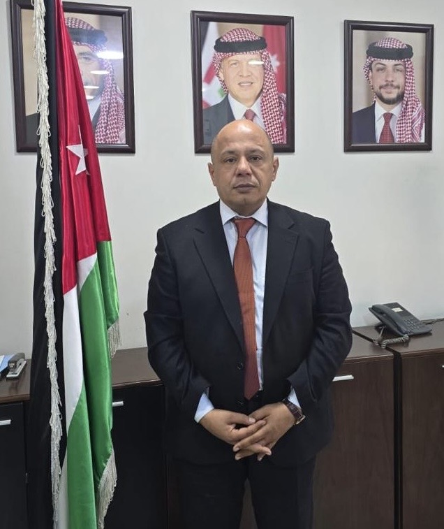 الدكتور عبدالحميد العليمات الى موقع هام قريبا 