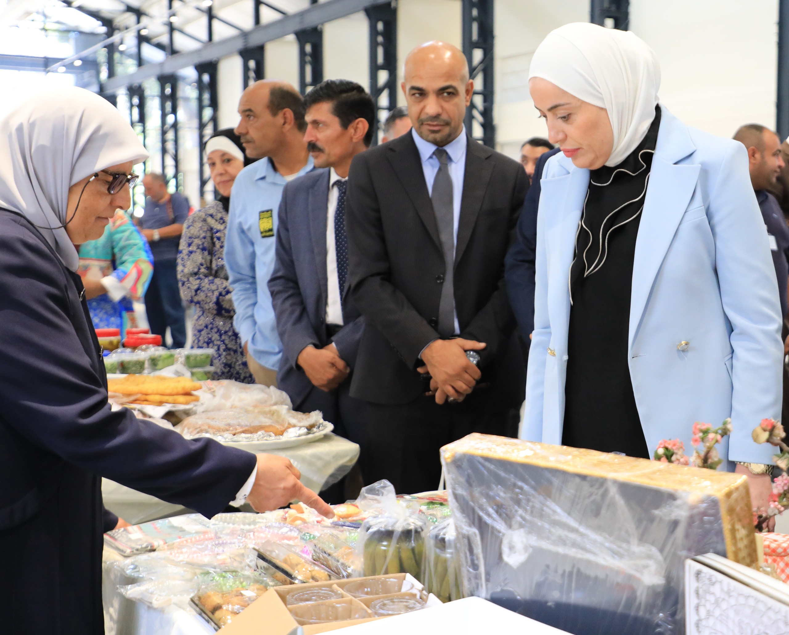 ‏وزيرة التنمية الاجتماعية تفتتح معرض منتجات الجمعيات الخيرية في جاليري رأس العين