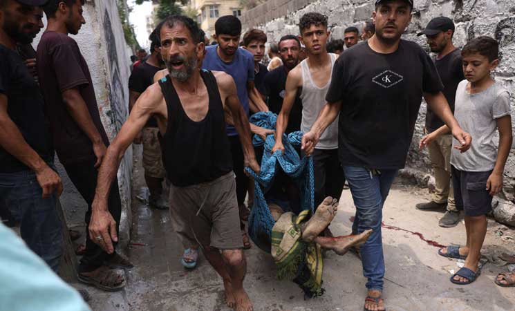 بينهم أطفال.. استشهاد 44 فلسطينيا بغارات إسرائيلية في غزة الأربعاء- (صور وفيديو)