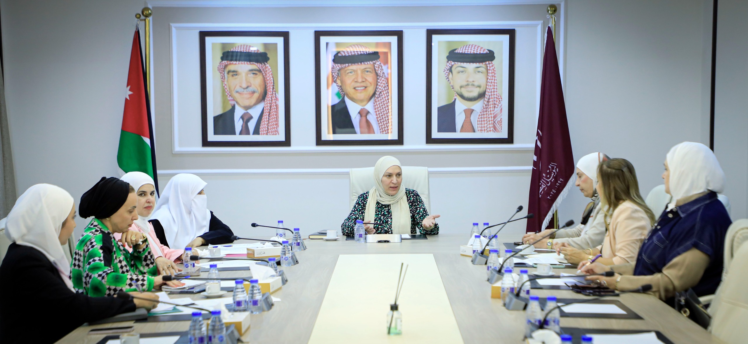 ملتقى البرلمانيات : تمكين المرأة اقتصاديا ضرورة في الأطراف والمحافظات.