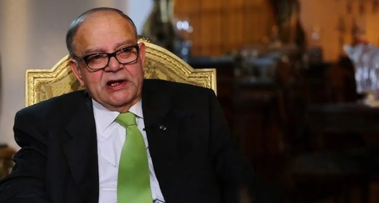 رحيل الإعلامي إبراهيم شاهزاده قارئ نعي الملك الحسين