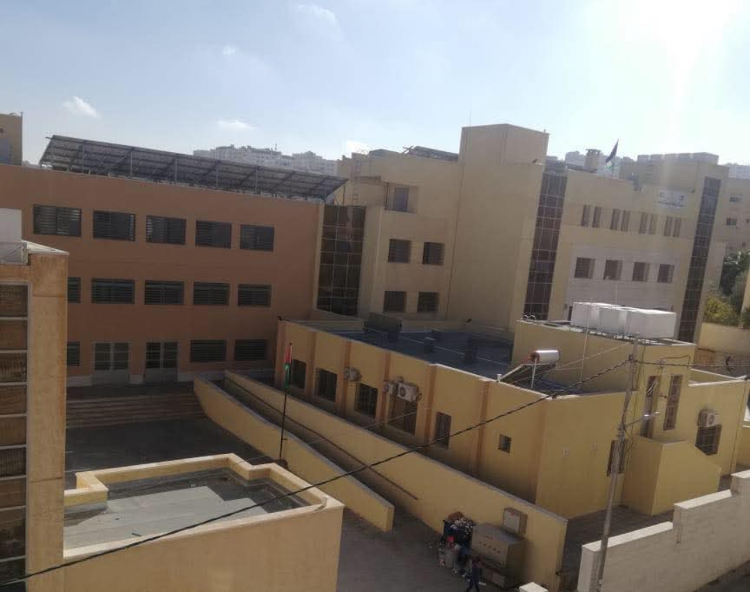 لا تعطيل لدوام مدرسة أم زويتينية قرب موقع مقتل النائب السابق أبو سويلم ونجله