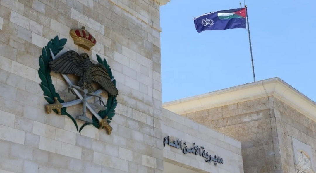 الأمن العام : أُلقي القبض على مرتكب سرقة المحل التجاري التي ظهرت في فيديو جرى تداوله اليوم 
