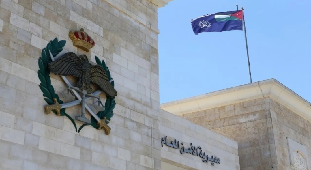 عاجل | الأمن العام يوقف شخصا وثق مخالفاته بقيادة متهورة وإطلاق نار
