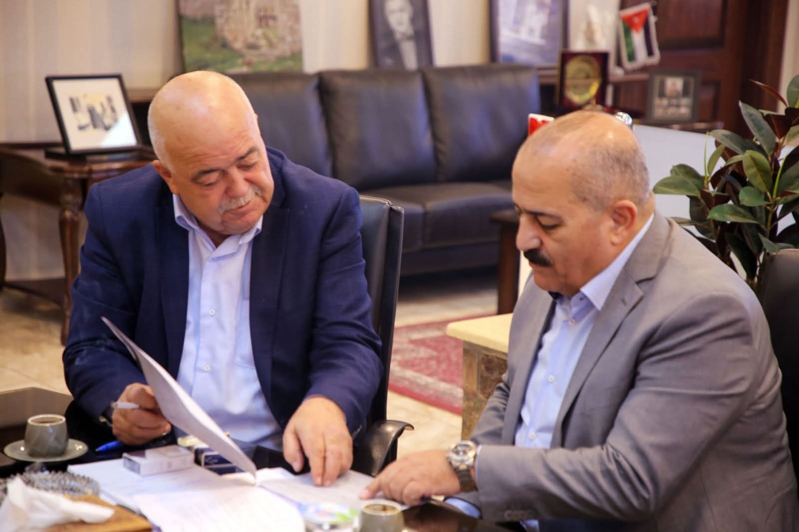محافظ إربد : الأعمال التي تقوم بها بلدية اربد على مختلف الصعد تستحق الاشادة