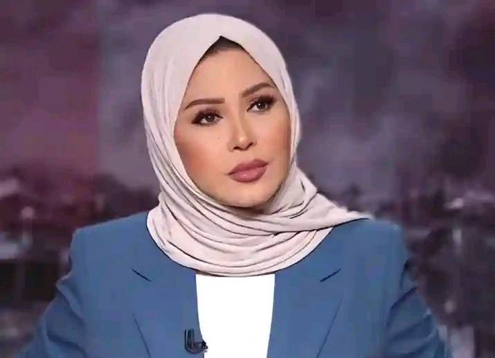 خديجة بن قنة تفوز بلقب أفضل بودكاست في العالم عن حلقة قيصر- (فيديو)