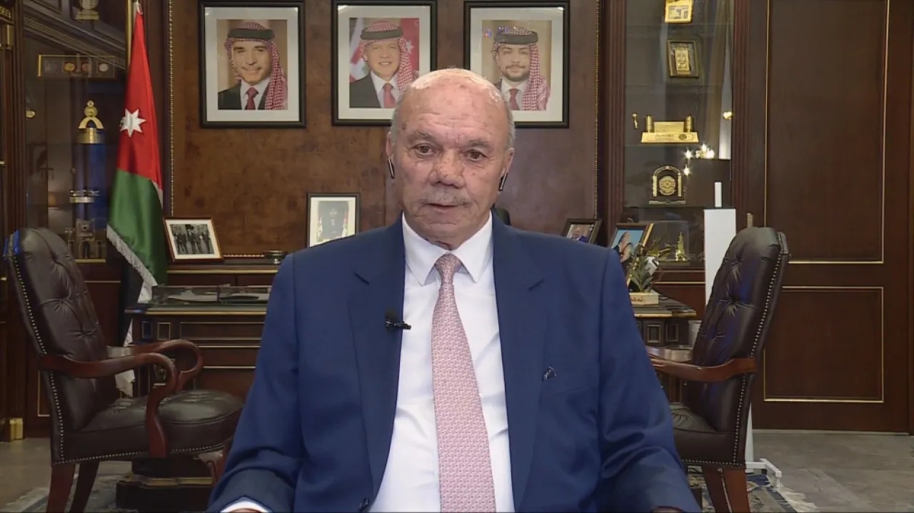 الفايز: ما يقلق الملك هو الوضع الاقتصادي