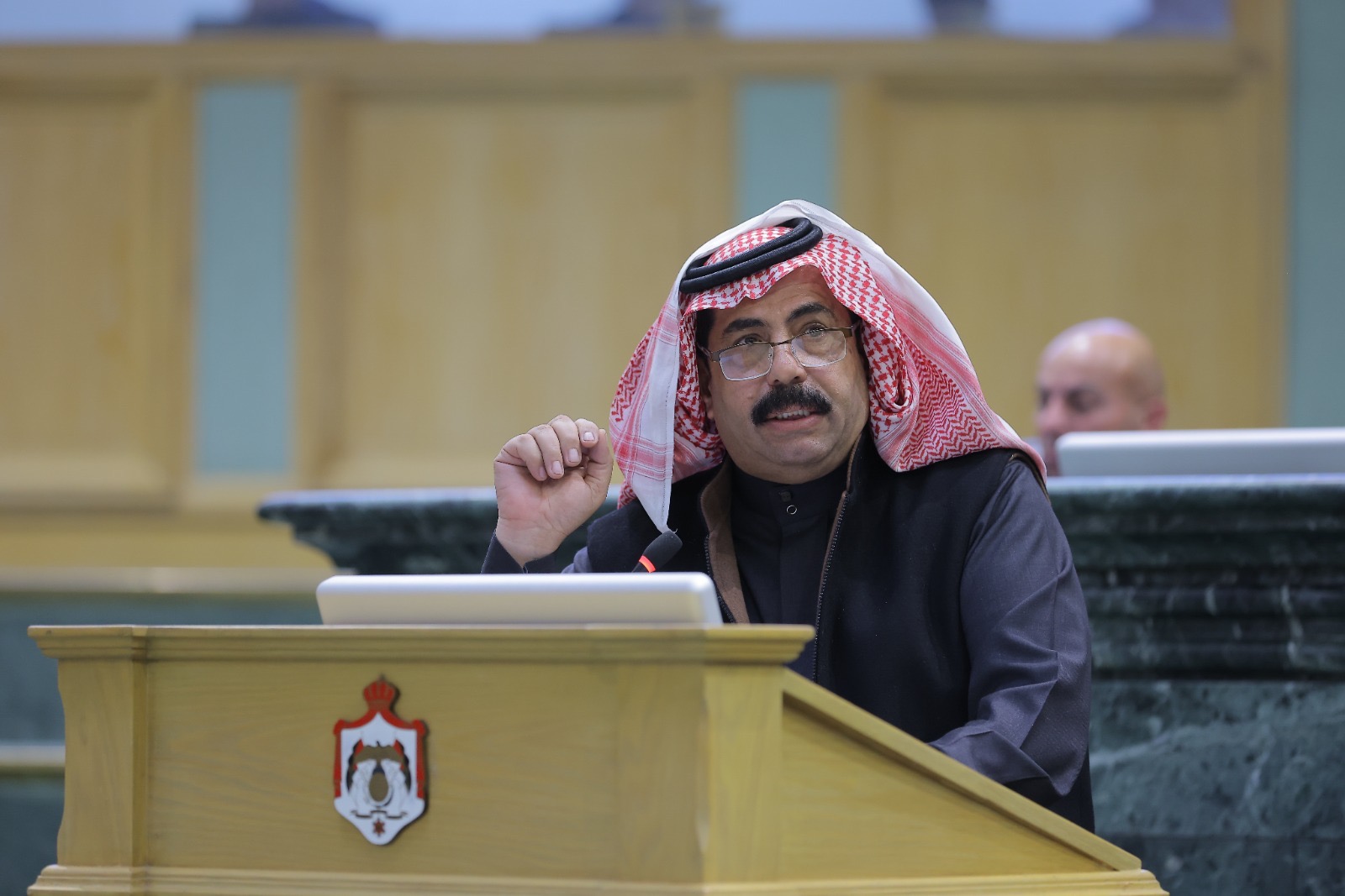 البدادوة لرئيس الوزراء: نطالب بعدالة اجتماعية ونقلة صناعية وخدمات صحية عادلة للجميع