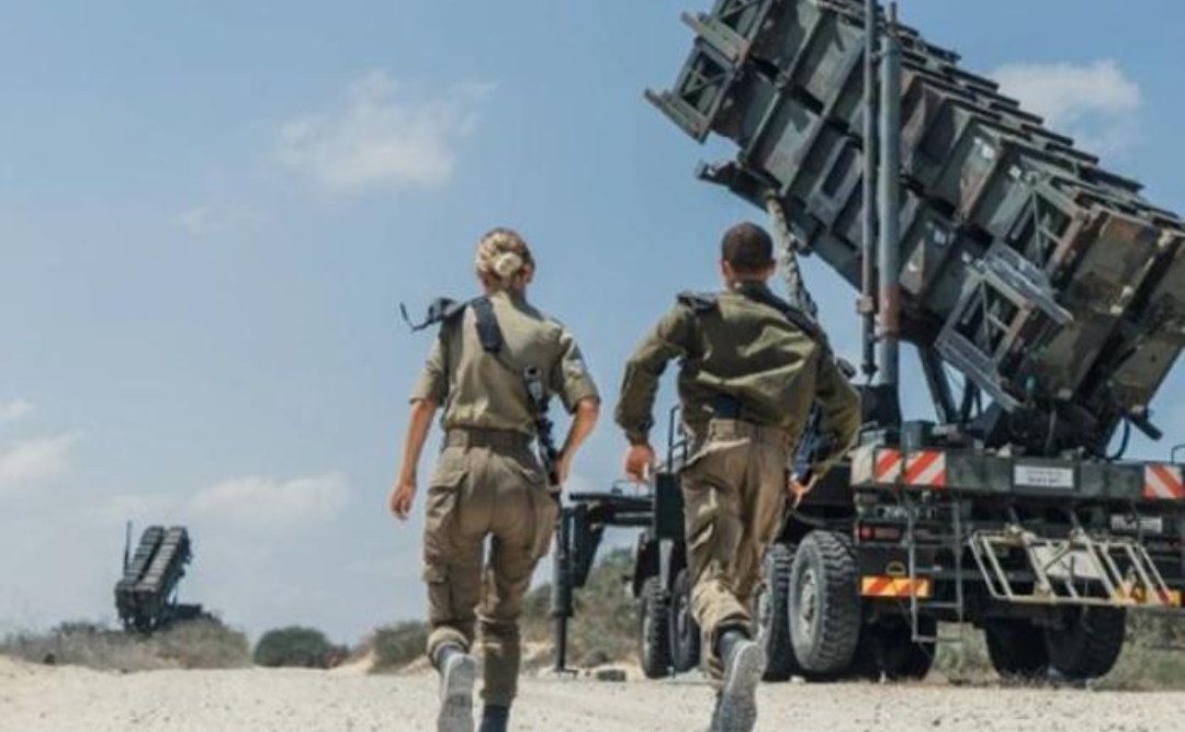 إعلام عبري: إزالة منظومة الدفاع الجوي من حدود غزة