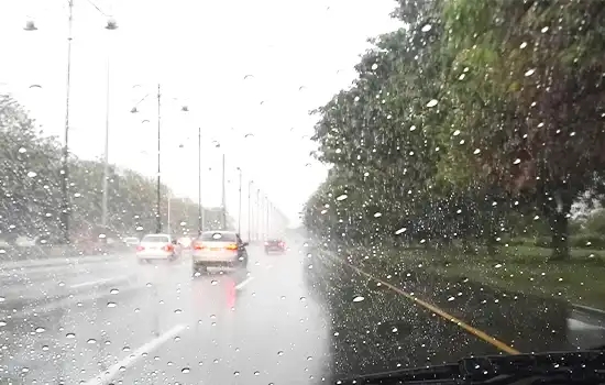 السبت .. أمطار رعدية واستمرار حالة عدم الاستقرار الجوي