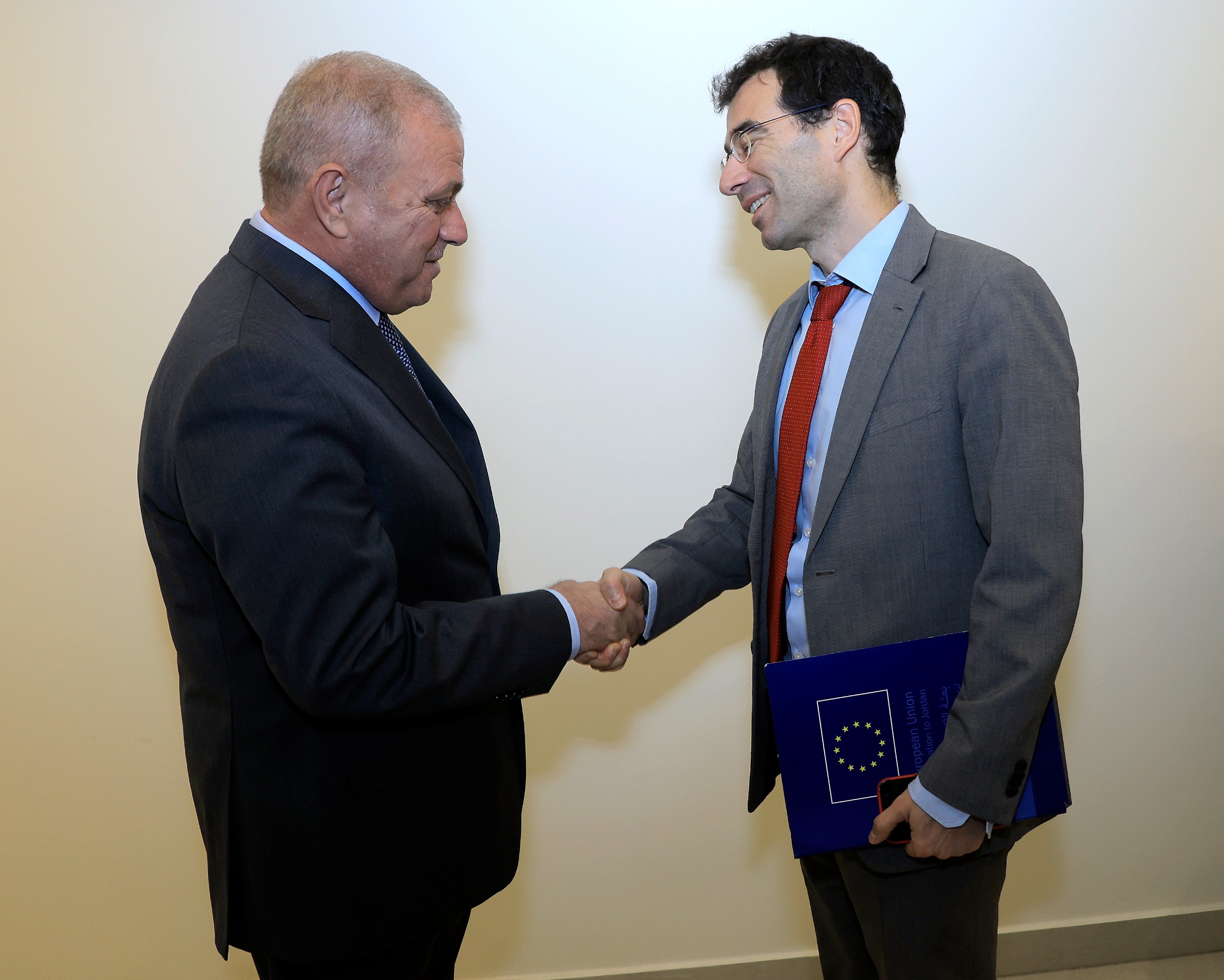 عطية يلتقي سفير الاتحاد الأوروبي لدى المملكة