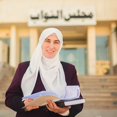 طهبوب تنتقد 