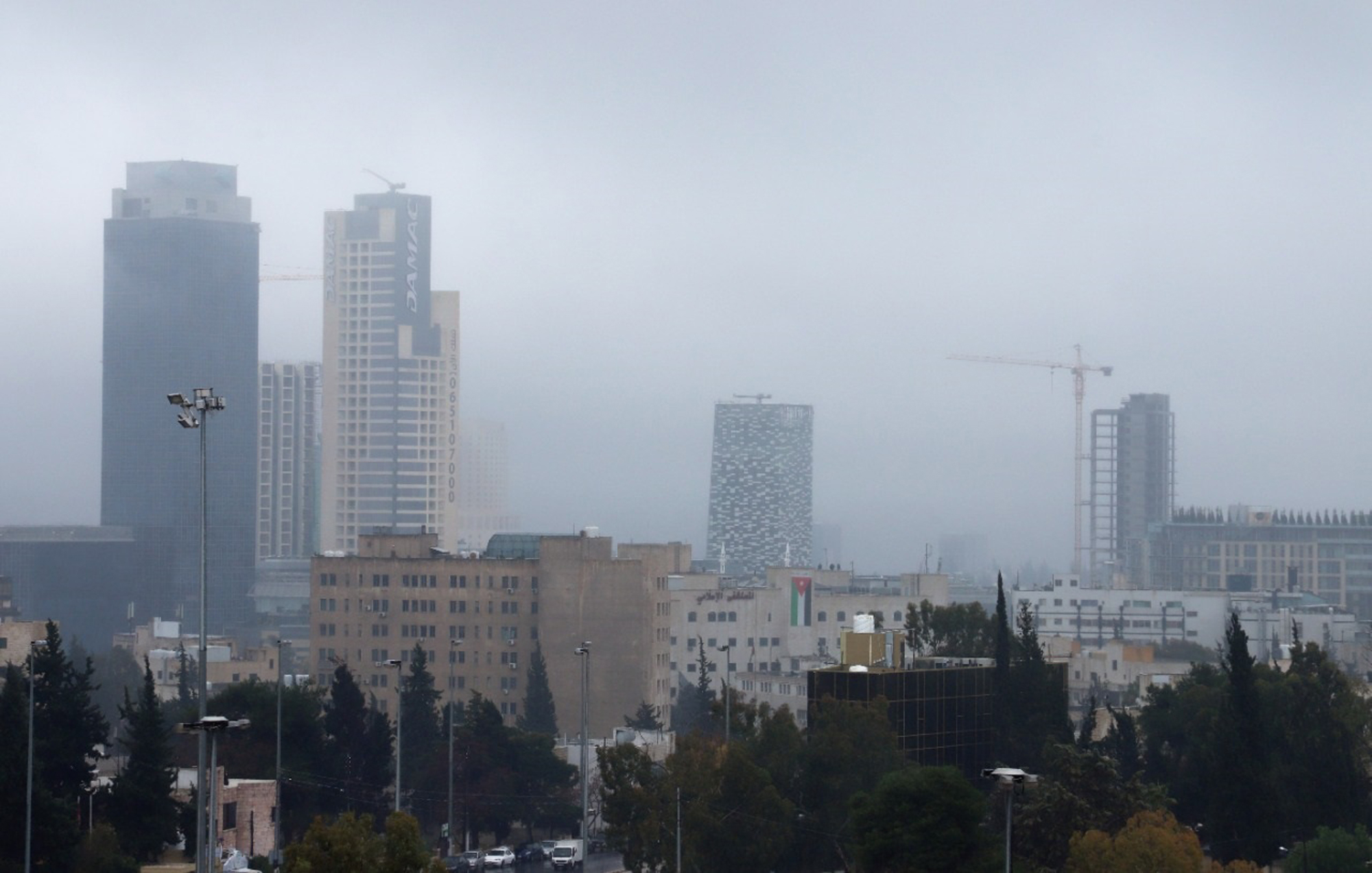 طقس بارد حتى الأربعاء وتحذير من الضباب والانزلاق اليوم