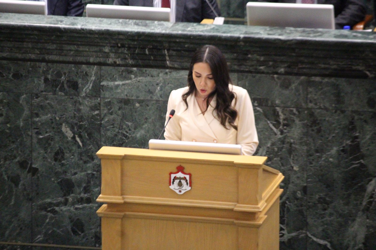 الخزوز: موازنة 2026 نسخة عن السابق ولا رؤية اقتصادية جديدة