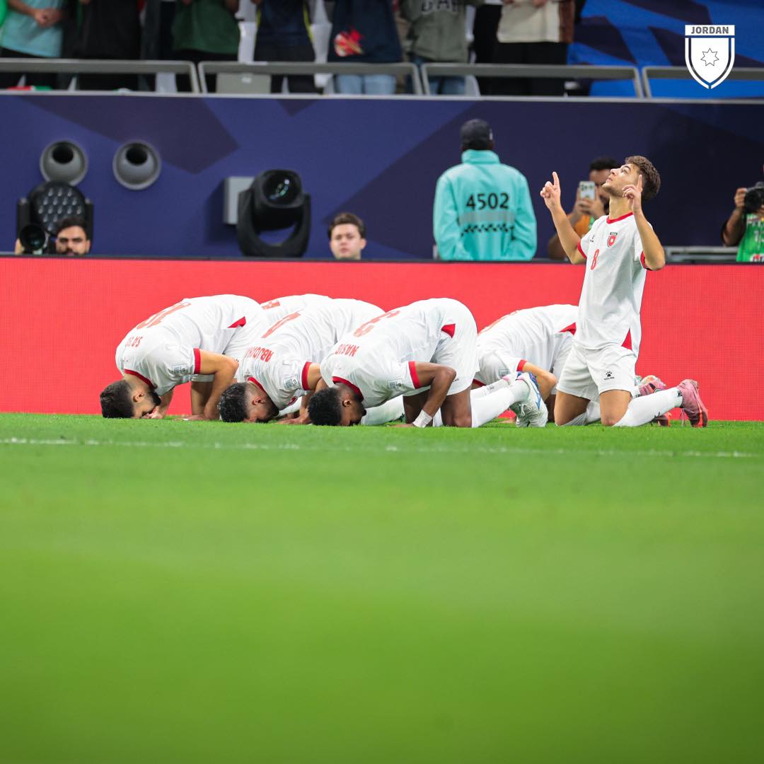 نائب يدعو لإعلان الخميس القادم عطلة رسمية