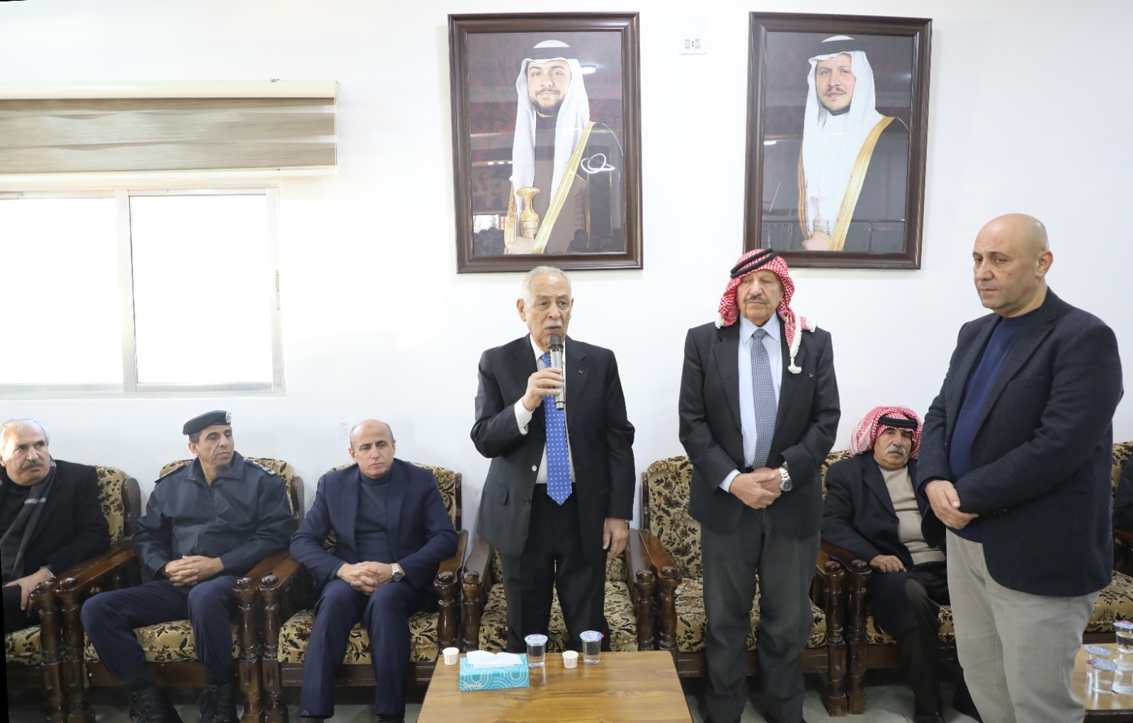 مندوبا عن الملك وولي العهد. العيسوي يعزي العضايلة والعجارمة والخياط