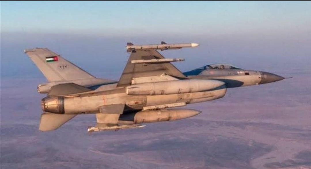 الجيش يدمّر أوكارا لتجار أسلحة ومخدرات على الواجهة الحدودية الشمالية