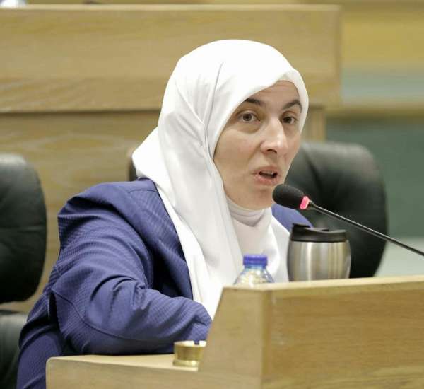 طهبوب تكشف فجوة تعريف الفقر بين الأرقام والواقع (تفاصيل) 