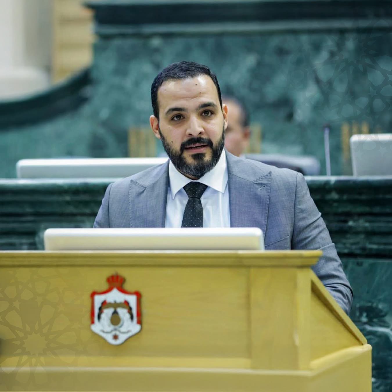 الهروط: قرارات تقسيط الرسوم في