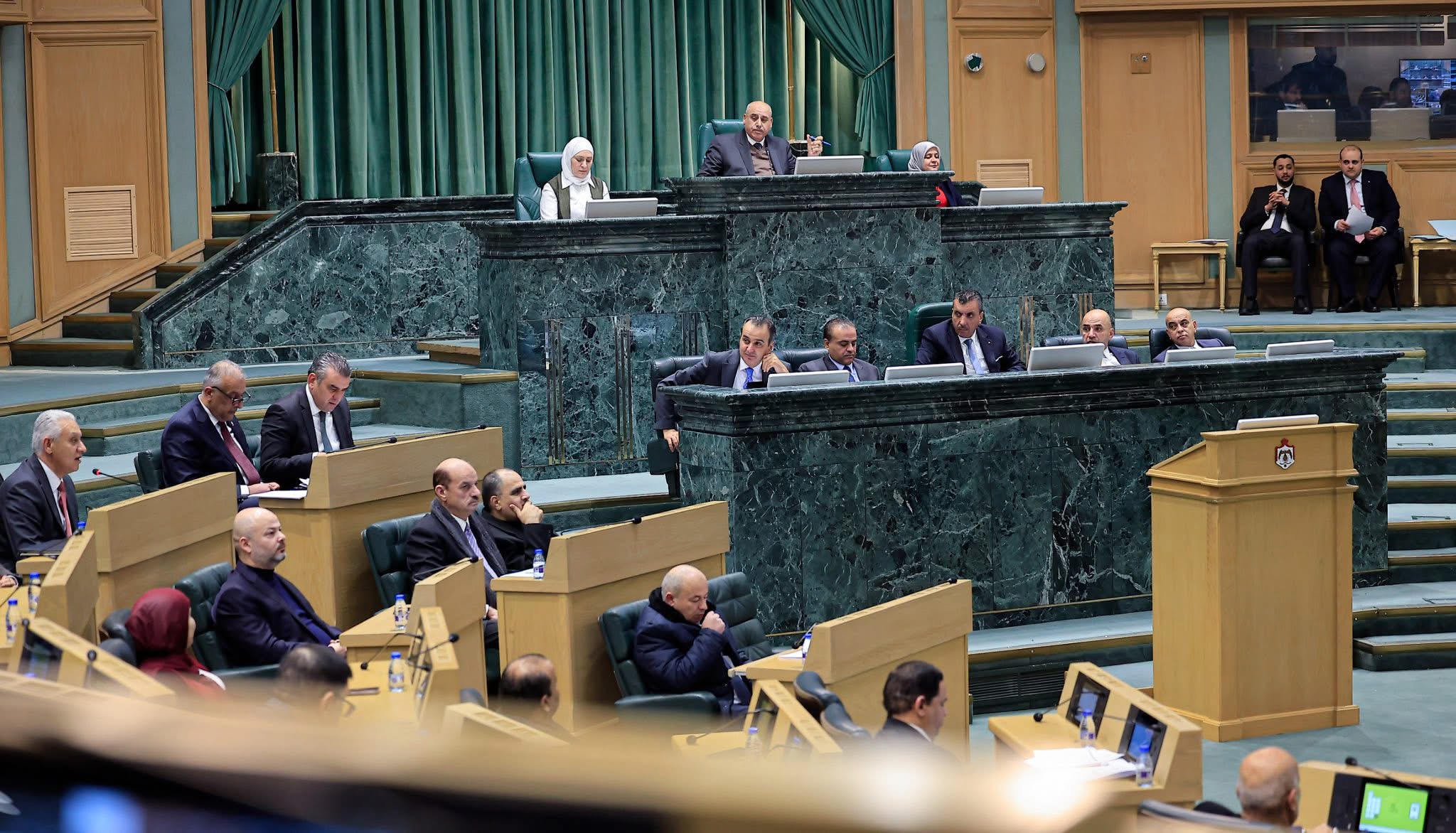 النواب يشرع بمناقشة مشروع معدل كاتب العدل