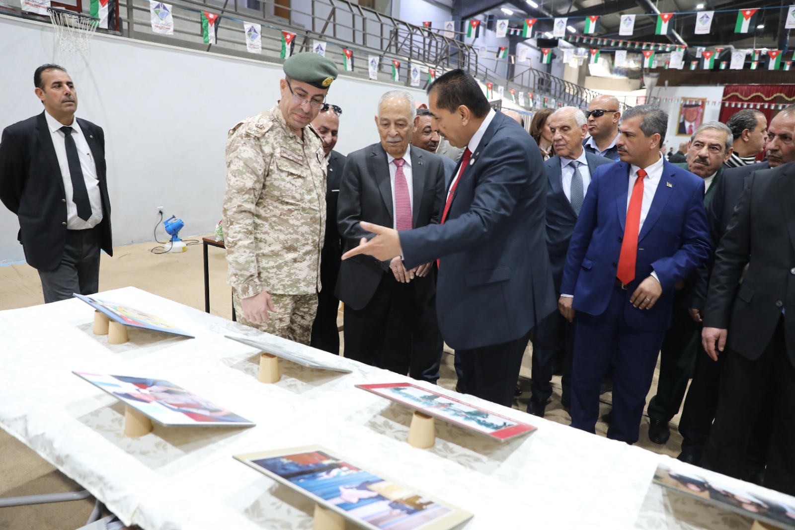 العيسوي يرعى احتفال جامعة جدارا بعيد ميلاد جلالة الملك