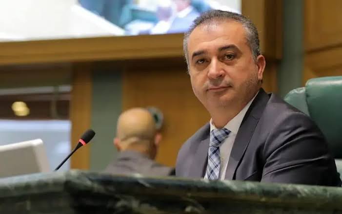 زيادين: الغاز الطبيعي سيصل للمنازل ويدعم فرص العمل (تفاصيل) 