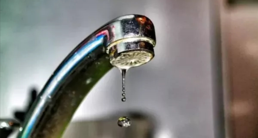  اربد: حي الكرامة يناشدون وزير المياه بعد انقطاع المياه وتجاهل مياه اليرموك لشكاوي