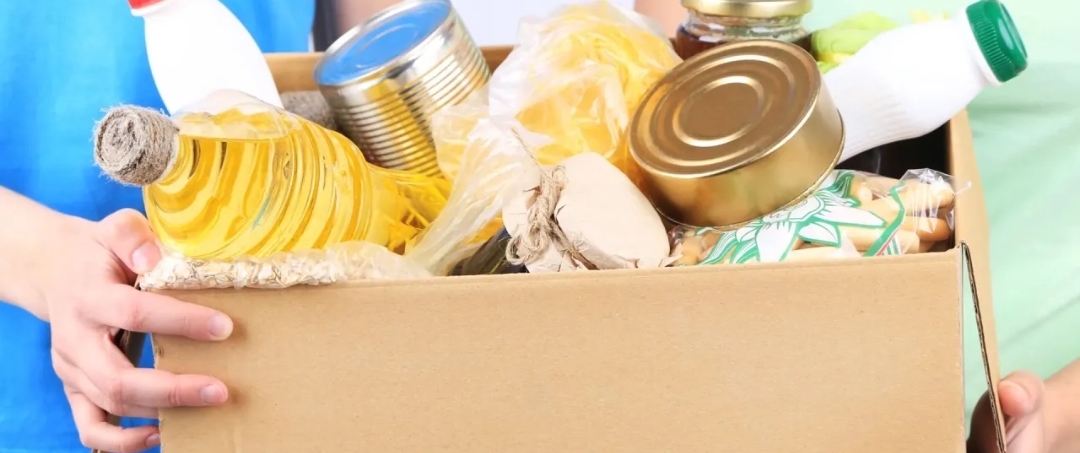 عاجل .. الحكومة تصرف كوبونات مساعدات عبر النواب