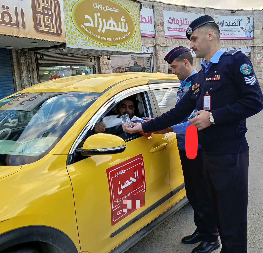 المعهد المروري والشرطة المجتمعية ينفذان حملة