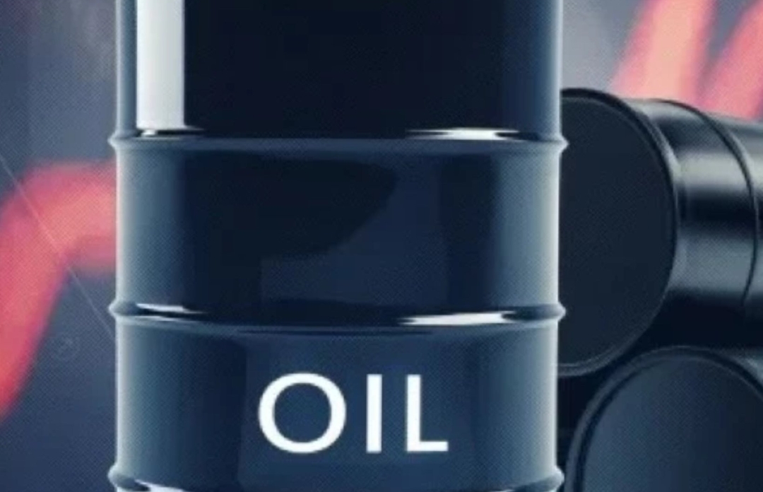 سعر برميل نفط غرب تكساس الوسيط يتخطى 100 دولار