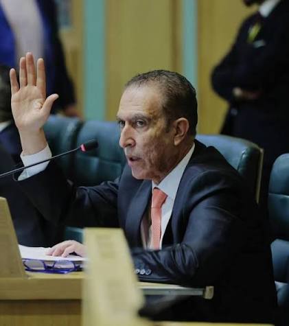 الطراونة يحذر من إضعاف الدولة 