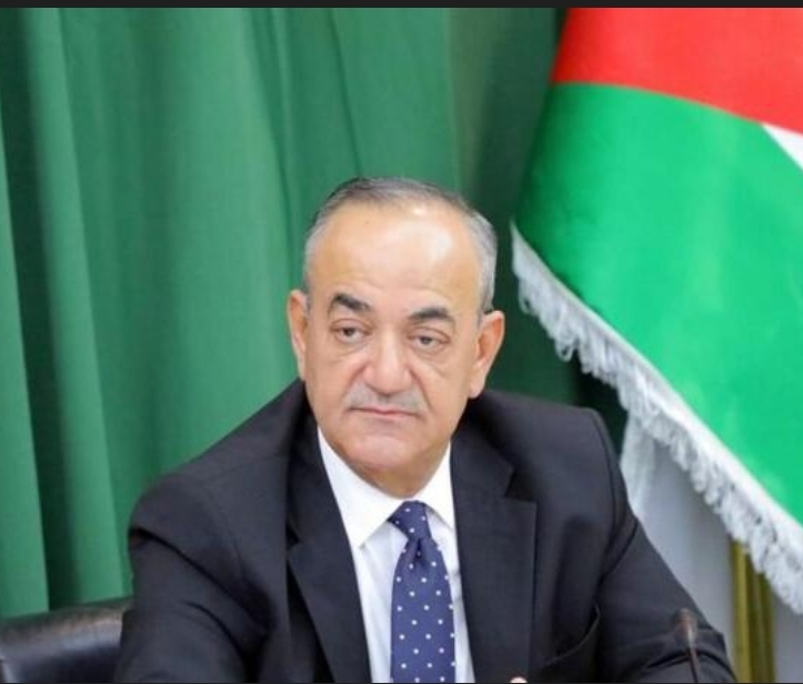 بين ضجيج التأويل وهدوء الحقيقة… من يكتب المشهد فعلاً ؟