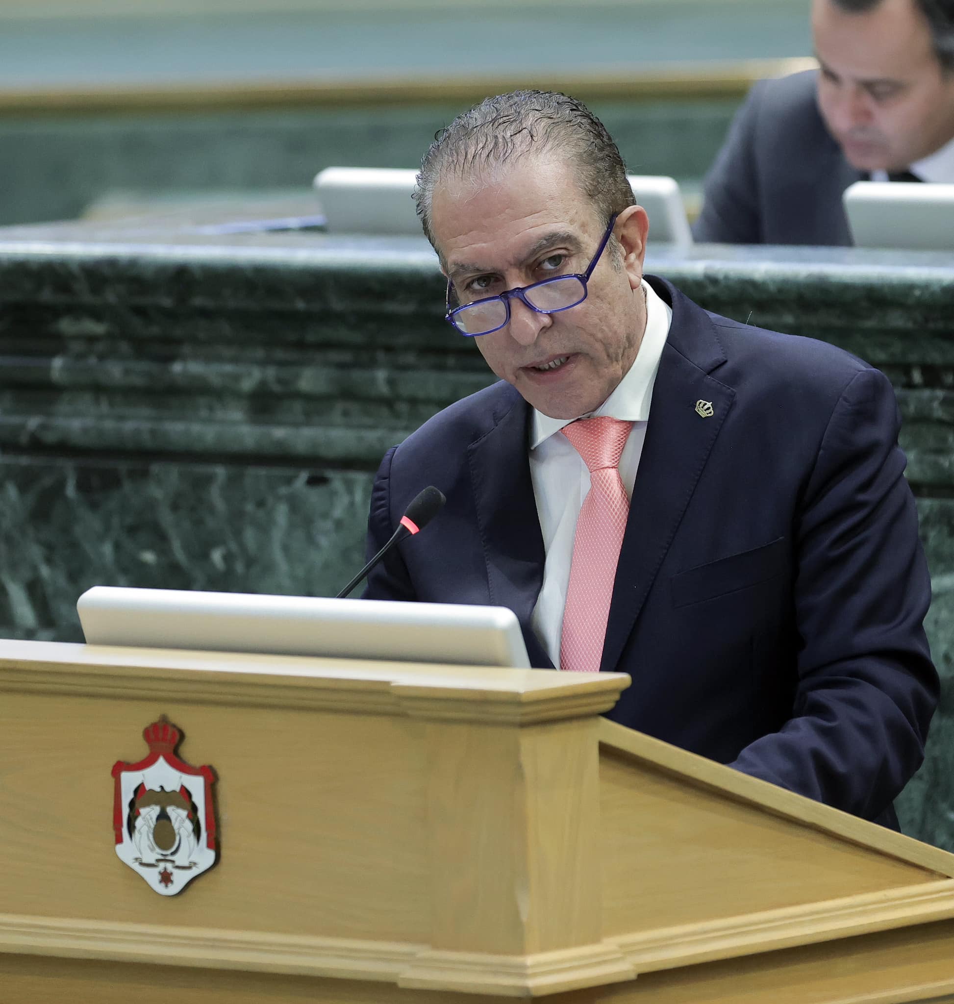 الطراونة: نختلف في الرأي ونتفق على الأردن (تفاصيل) 