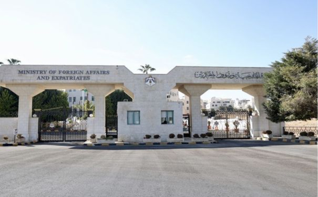 الأردن يعزي تركيا بضحايا حادث إطلاق نار في إحدى المدارس