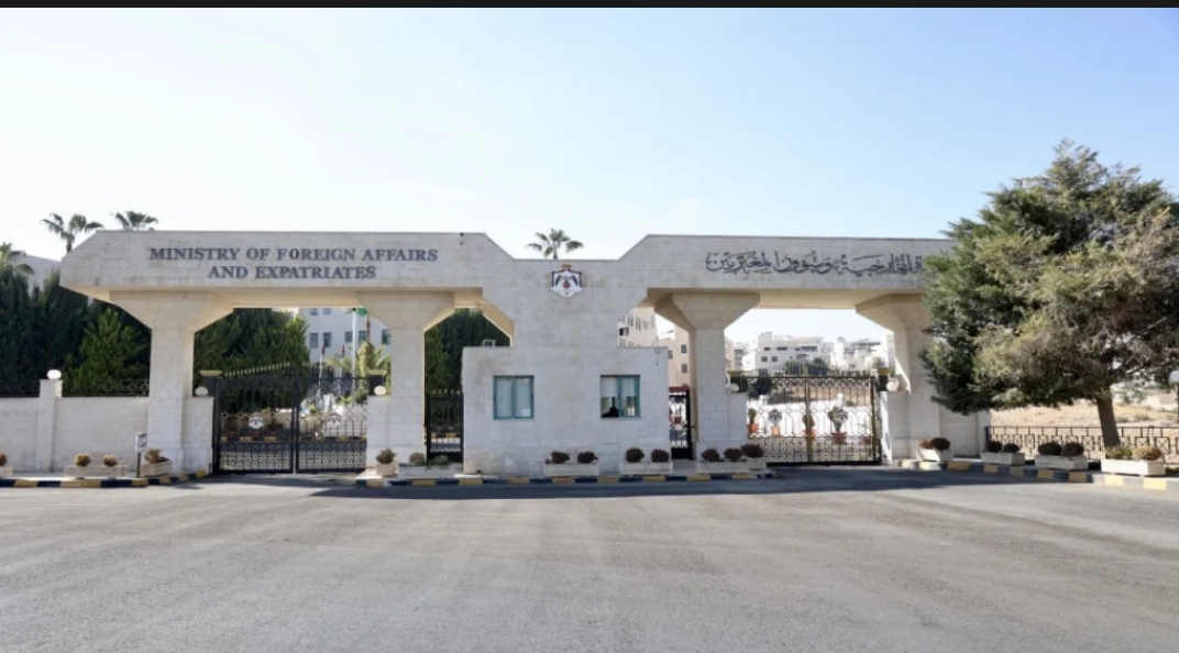 الخارجية توضح حقيقة تعيين نجل وزير ملحقًا دبلوماسيًا