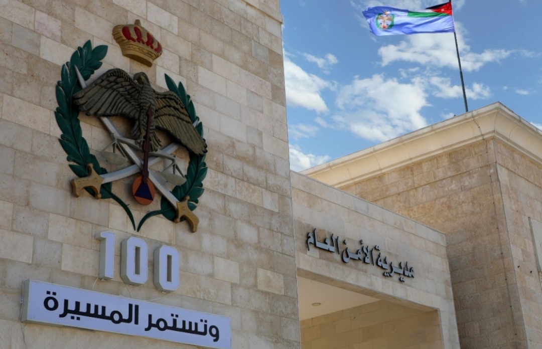 الامن العام : لا صحة للمعلومات حول مخالفة مرافق السائق على الهوية في حال عدم ارتدائه لحزام الأمان