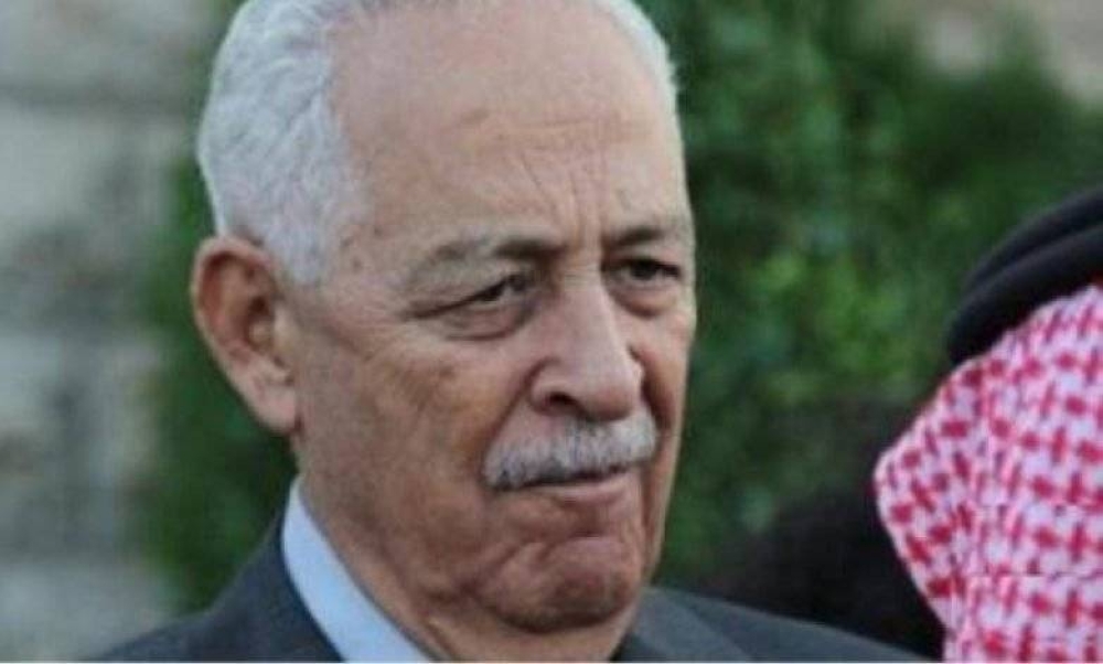 مندوبا عن الملك وولي العهد.... العيسوي يعزي عشيرة الطيب وآل أبو غيداء
