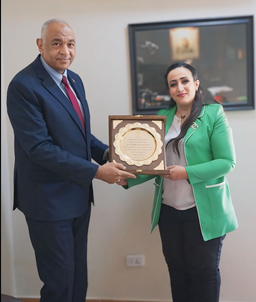 سفير السودان لدى الأردن يُكرم عبير الصلاحات