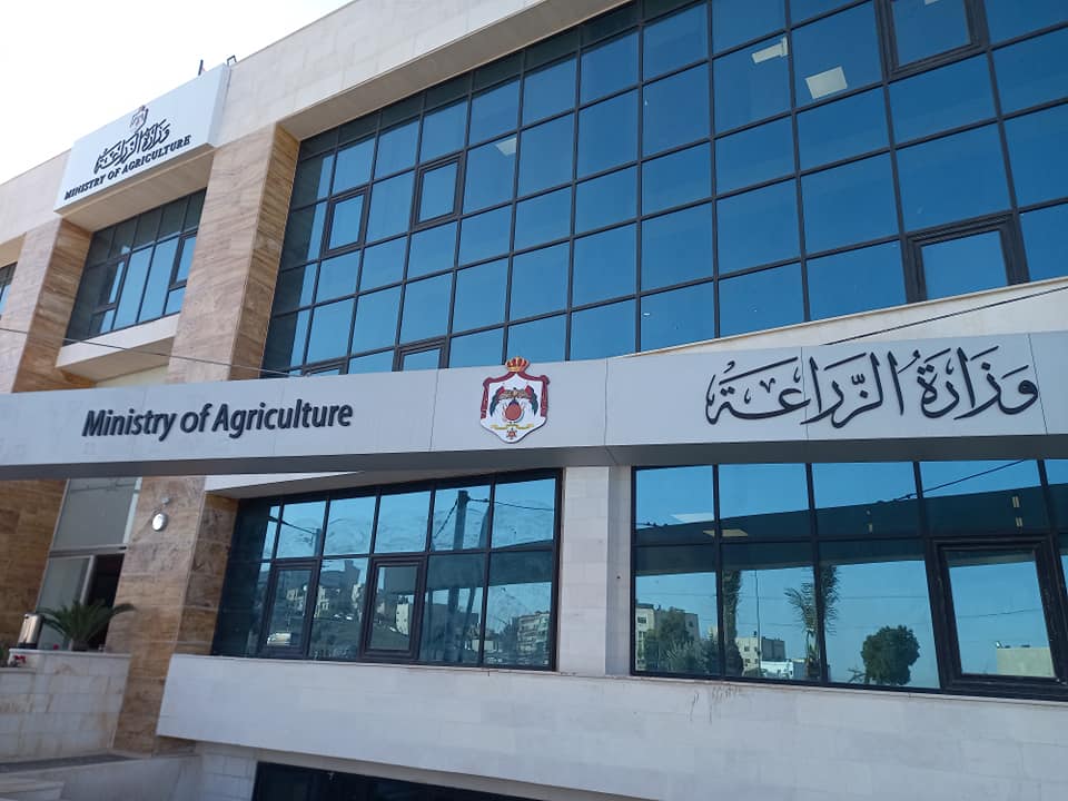وزارة الزراعة تثير الجدل .. فهل تشعل فتيل الأزمة بين الحكومة و الاعلام