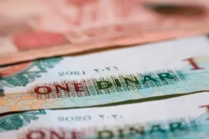 جدل نيابي حول أولوية المطالبة بزيادة الرواتب.. مذكرات مبكرة وردود على "ركوب الموجة"