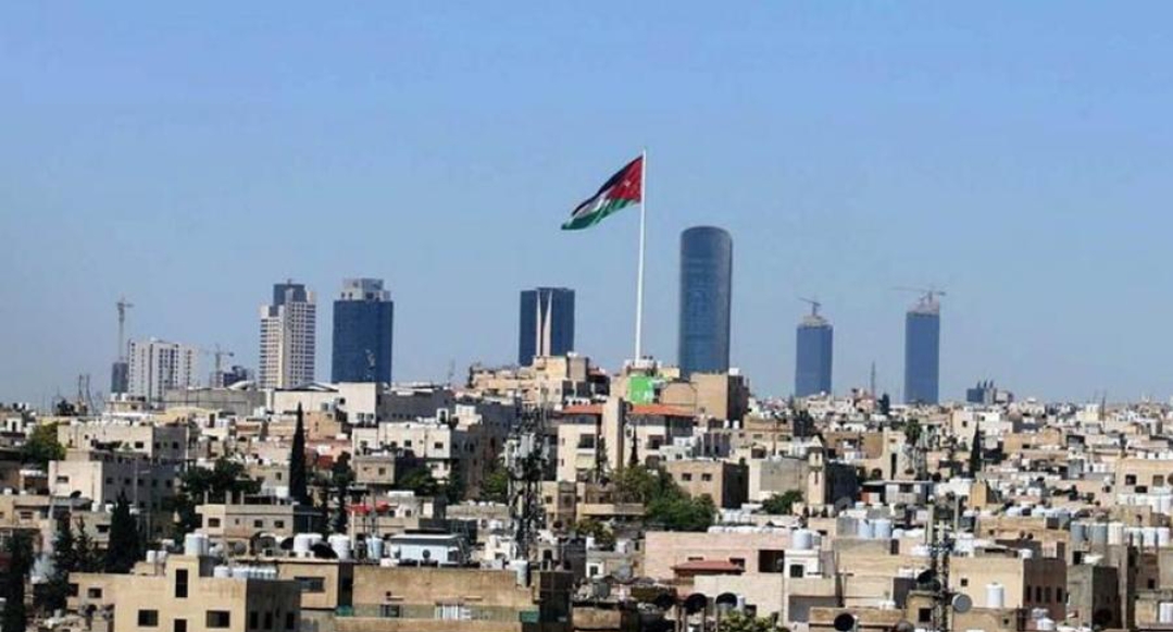 طقس دافئ مع غيوم عالية حتى الثلاثاء