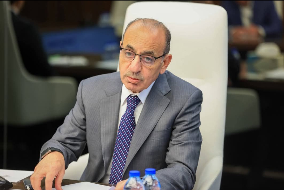 المصري  يستعرض مسودة قانون الإدارة المحلية مع النواب المستقلين