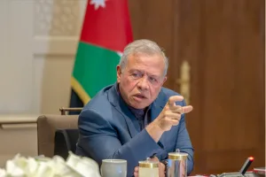 الملك يترأس اجتماعا مع مسؤولين وممثلين عن قطاع الصناعة